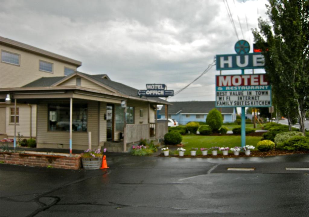 Redmond Hotel | Hub Motel