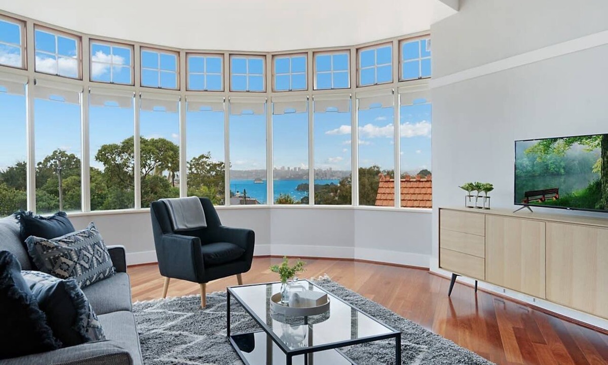 Cremorne Apartment | Huge Harbour View Apartment In Historic Home