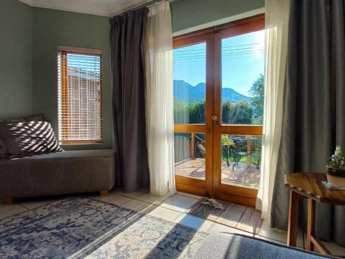 George Apartment | Hugenot View