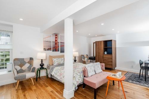 Excelsior House | Huh's Lodge