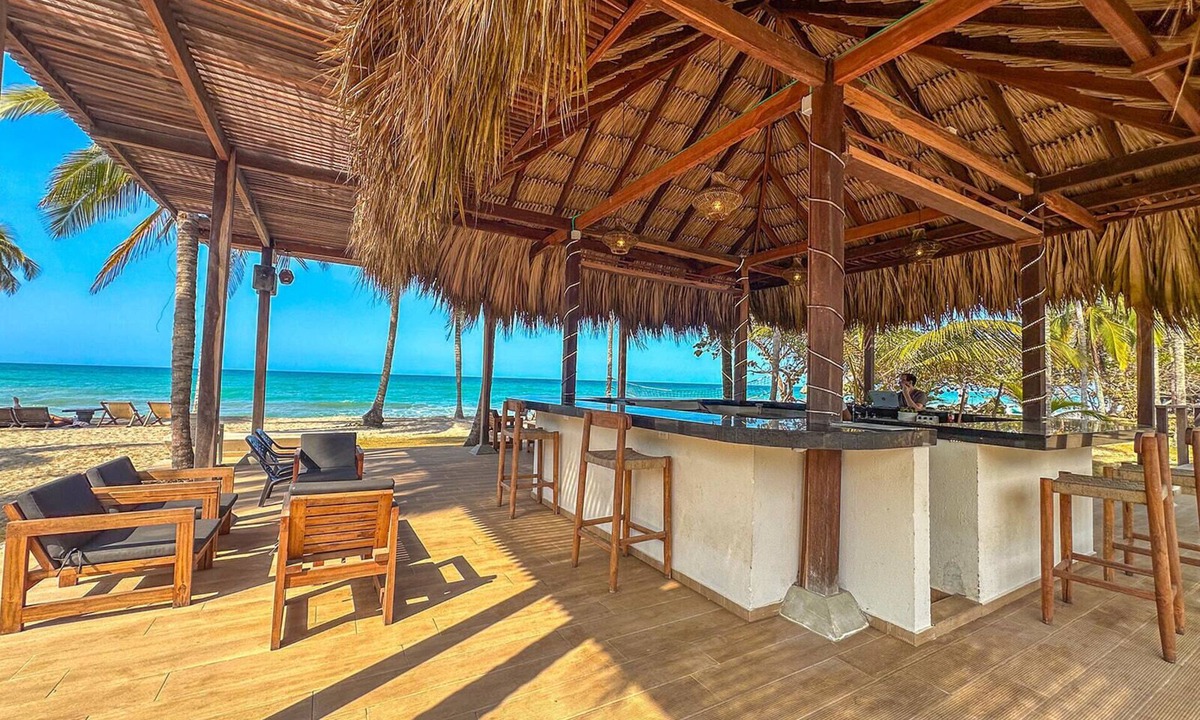 Palomino Hotel | Huku Beach Hostel Hostel Palomino
