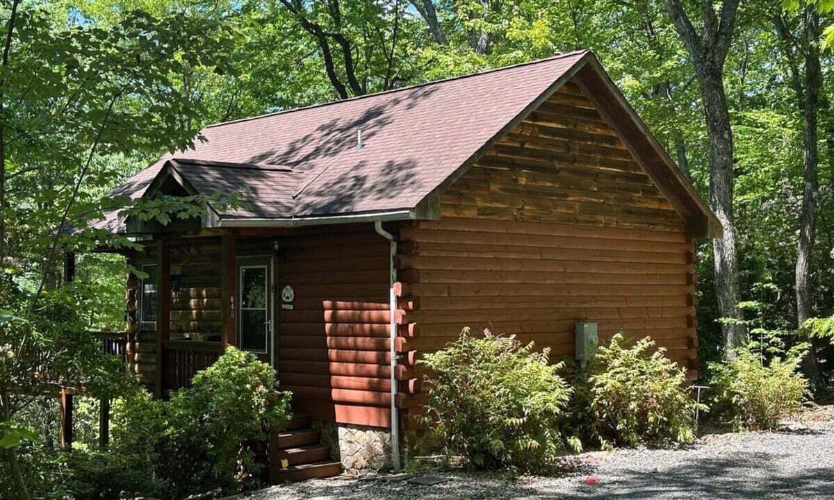 Stanardsville Cabin | Humble Bee Mountain Cabin