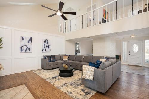 Atascocita House | Humble Escape - Heated Pool, Cabana & Game Room