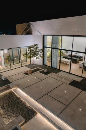 Dubai House | Hummingbird Dubai