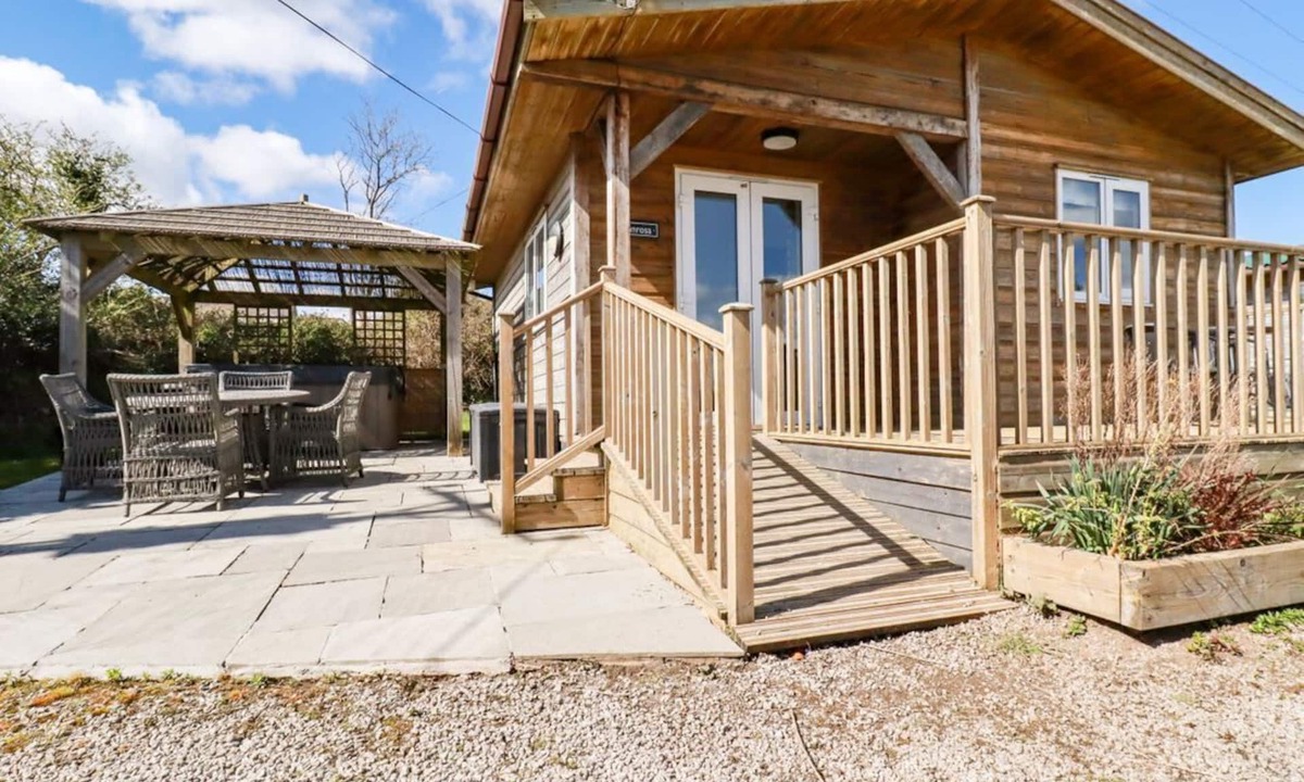 Redruth House | Hunrosa: Charming Home in St Day
