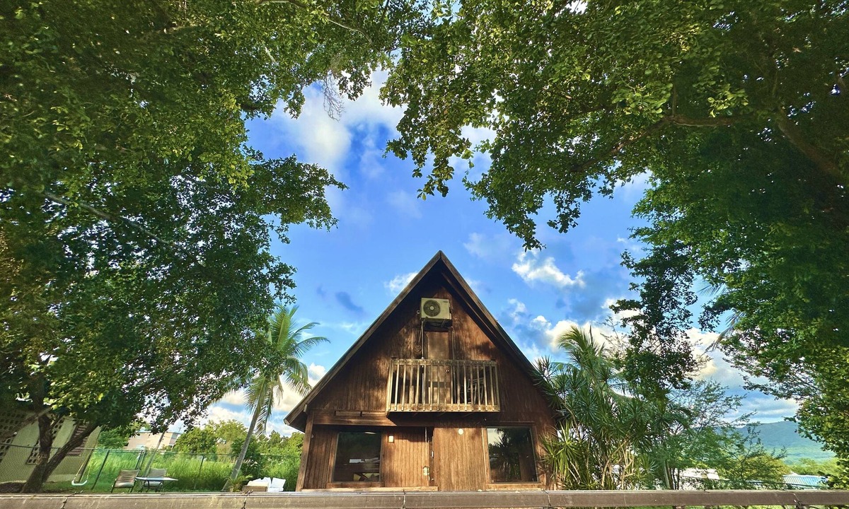 Llanos Costa Cabin | Hunter's Cabin PR