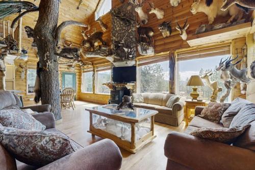 New Meadows House | Hunter's Paradise