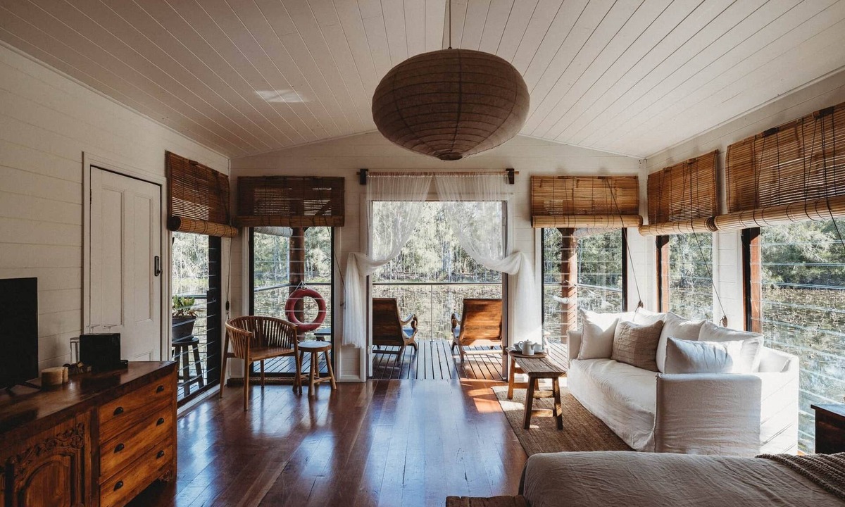 Lovedale Villa | Hunter Valley Couples Retreat - Boathouse 2, Bathhouse 2 at Leaves and Fishes