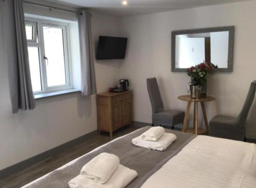 Newton Tracey Hotel | Hunters Lodge