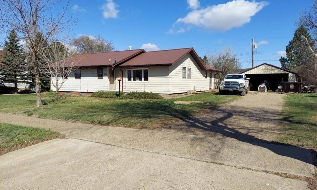 Carson House | Hunter’s Special!