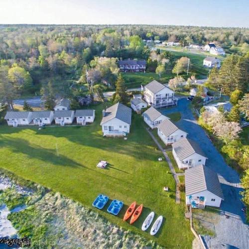 Hunts Point House | Hunts Point 2-BR Coastal Retreat - Cottage # 3