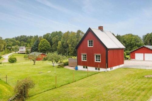 Dals Langed House | Hus Else - Schwedische Landidylle für die ganze Familie - Haustier & Kamin