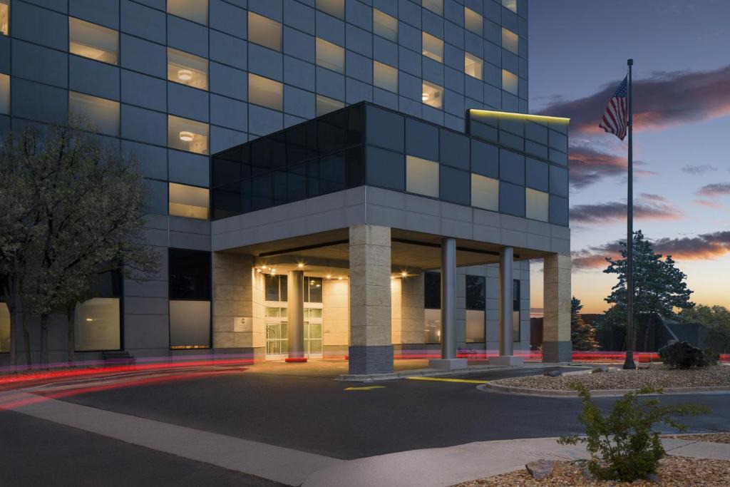 Glendale Hotel | Hyatt Place Denver Cherry Creek