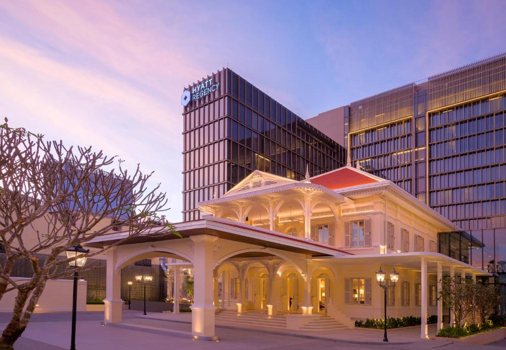 Daun Penh Hotel | Hyatt Regency Phnom Penh