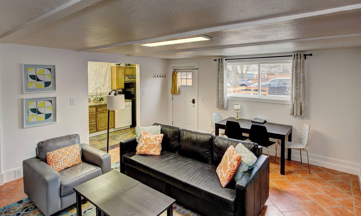 North End Apartment | Hyde Park Hyde Out Apt 5