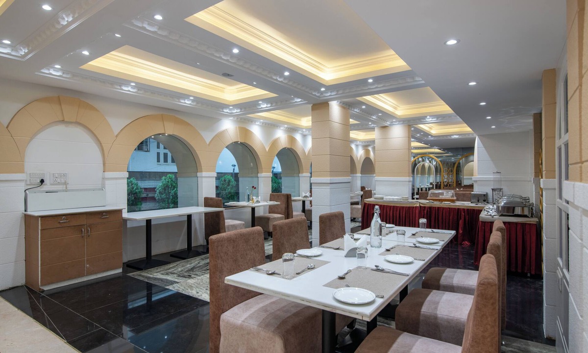Malleshwaram Hotel | Hyde Park Orchards