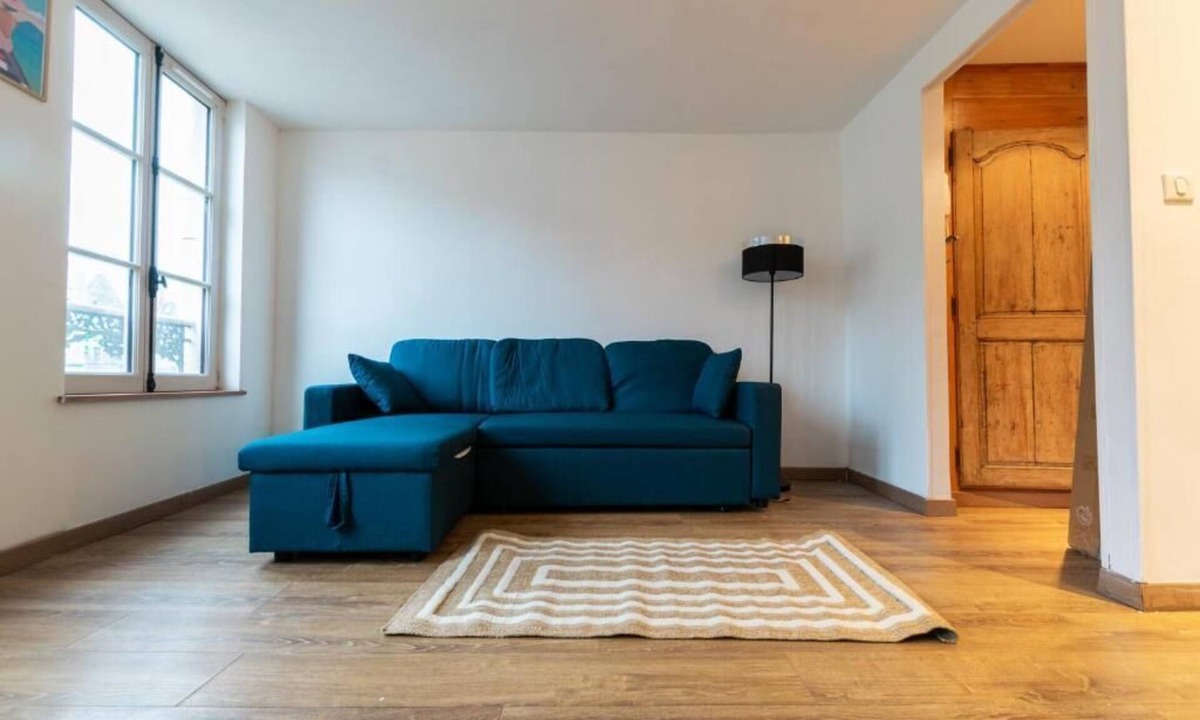 Boulogne-Centre Apartment | HYPER CENTRE dans remparts vieille ville 1er étage , possible tout faire a pieds