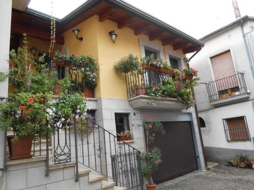 Sant'Angelo Le Fratte House | I QuattroGioielli
