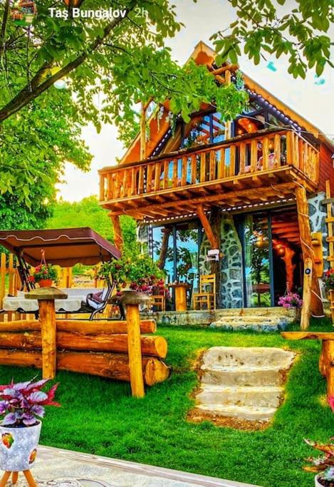 Sapanca Ski Chalet | İzmocedağevi