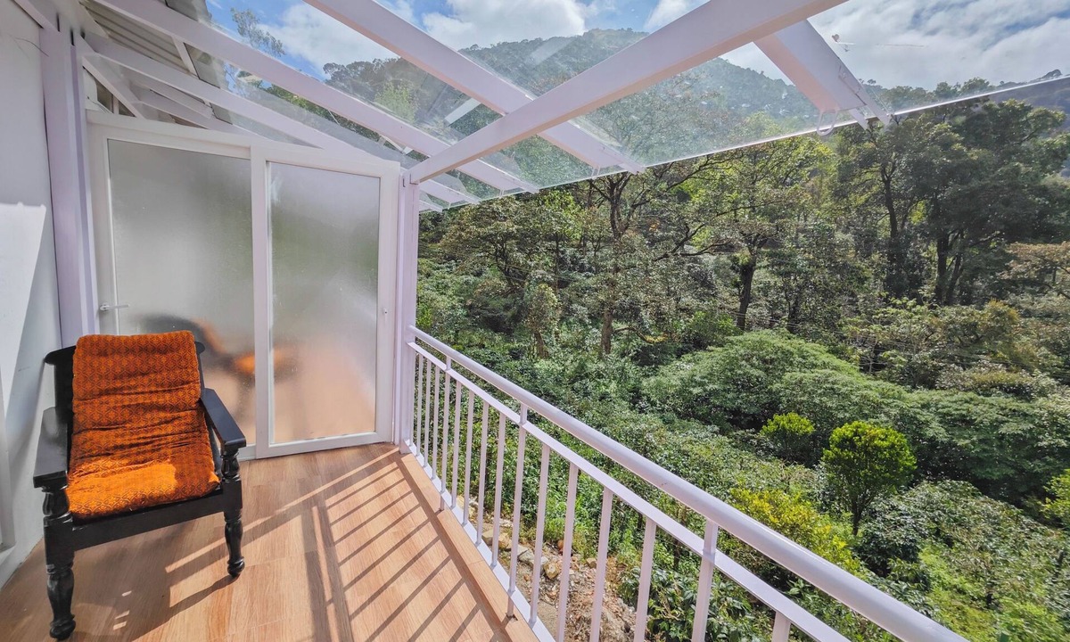 Valparai Bed & Breakfast | Ibex Resorts, Valparai (Mistly)