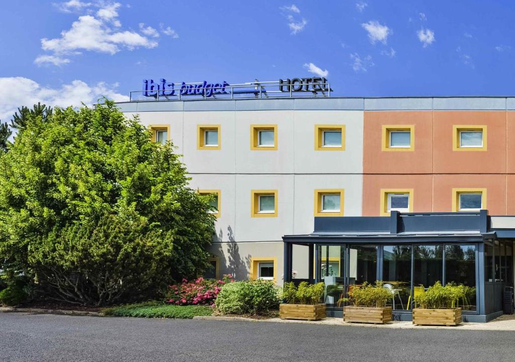 Aubiere Hotel | ibis budget Clermont Ferrand Sud
