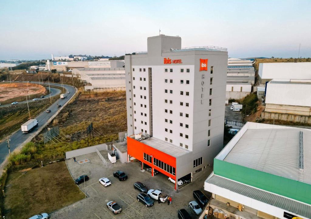 Bairro do Comercio Hotel | ibis Contagem Ceasa