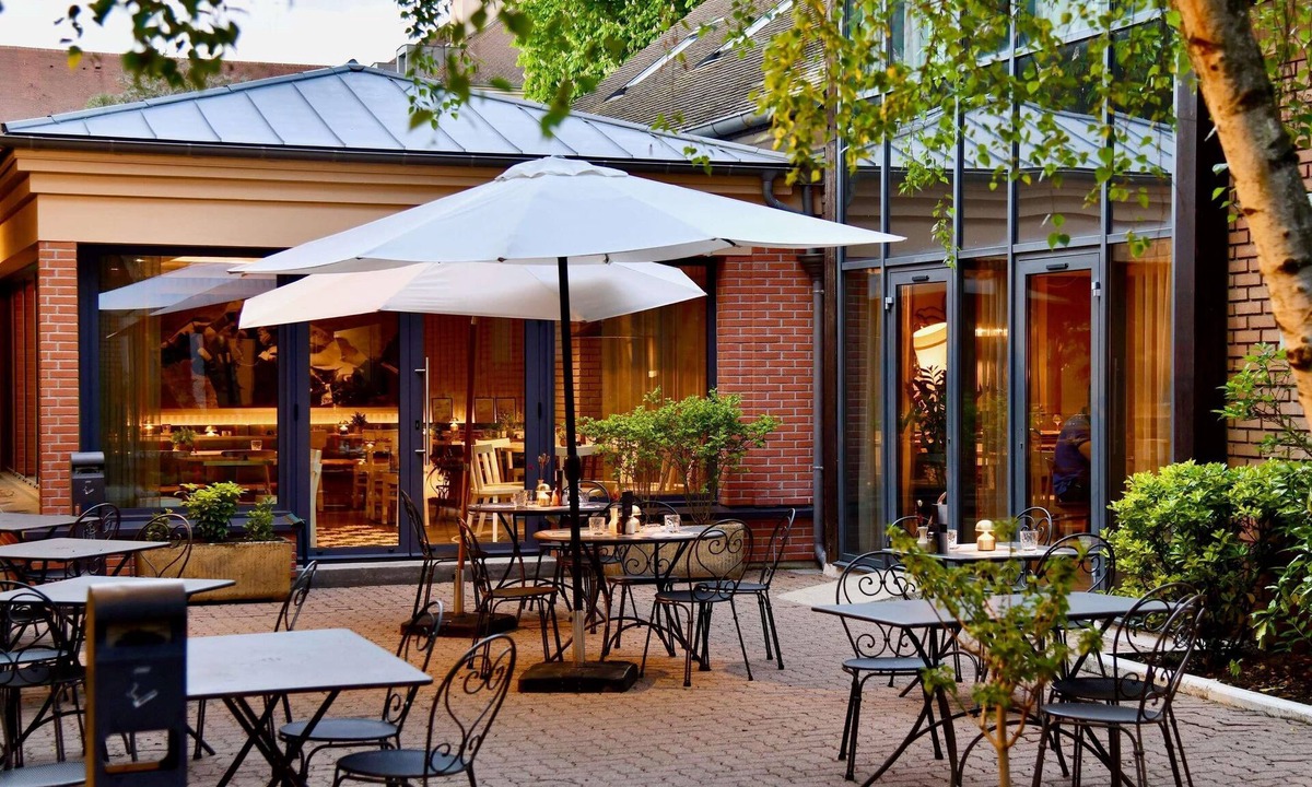 Maisons-Laffitte Hotel | ibis Maisons Laffitte