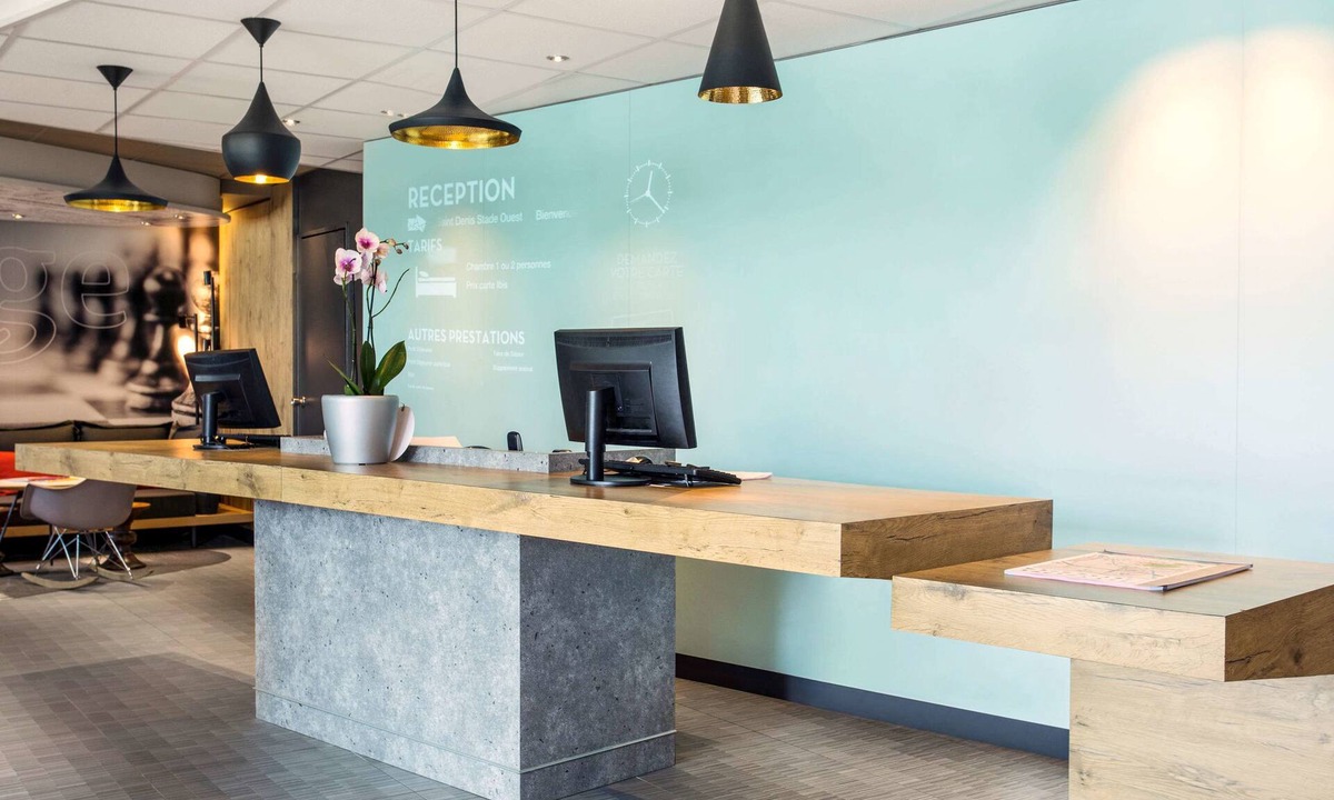Saint-Denis Hotel | ibis Saint-Denis Stade Ouest