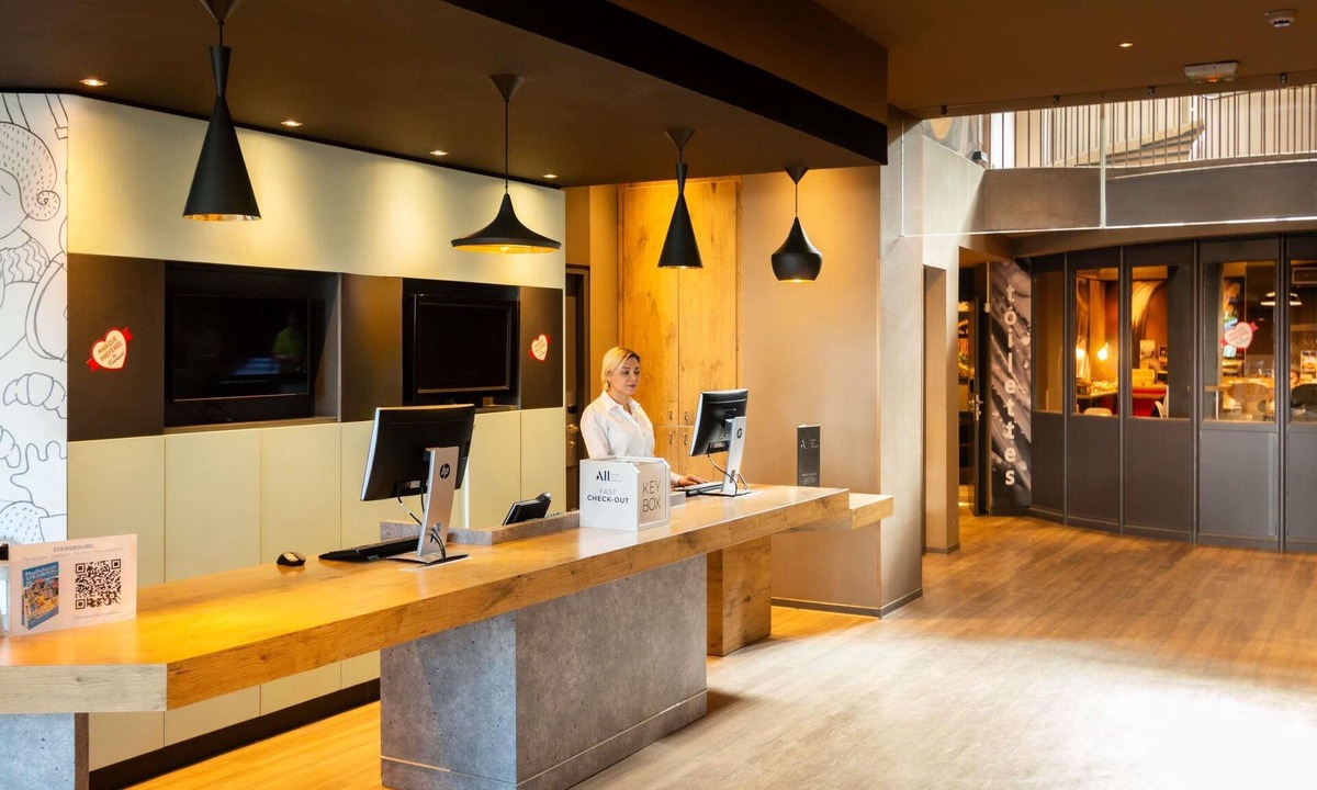 Strasbourg Hotel | ibis Strasbourg Centre Gare