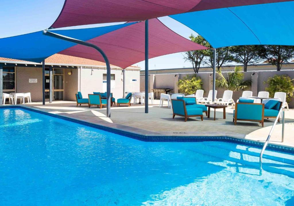 Tarcoola Beach Hotel | ibis Styles Geraldton
