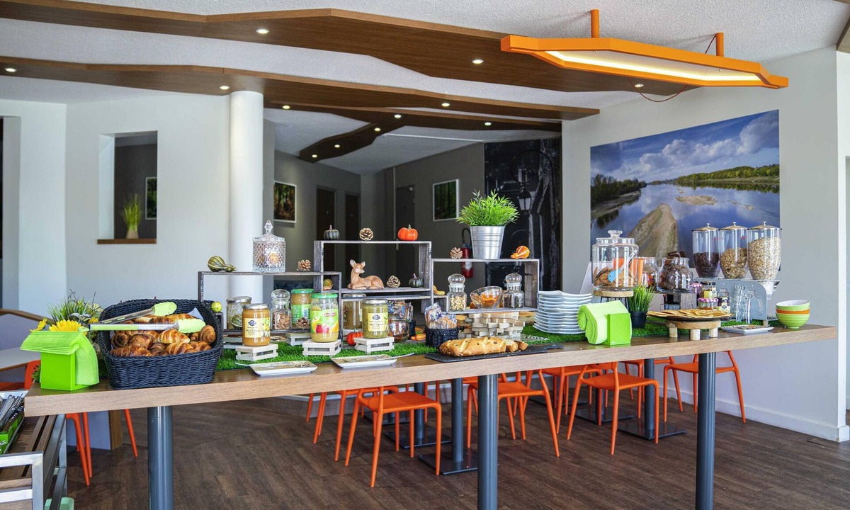 Gien Hotel | Ibis Styles Gien