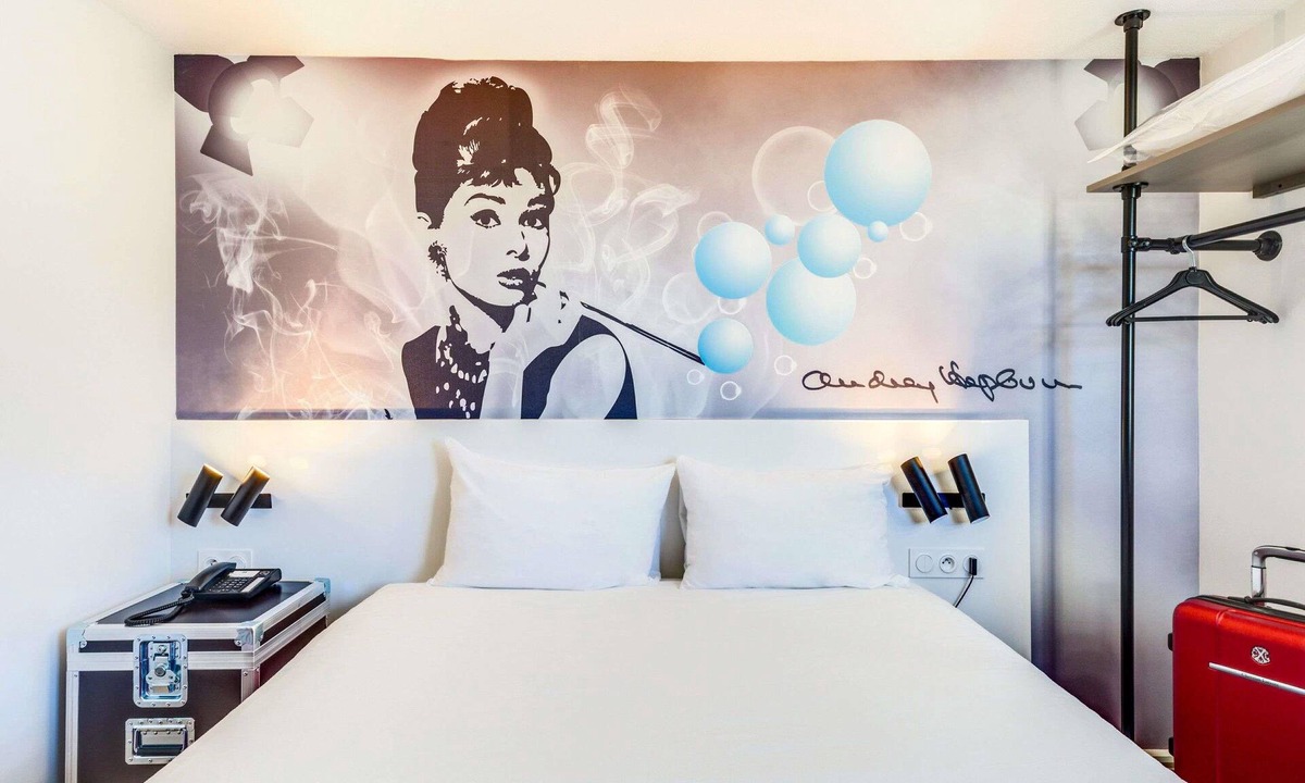 Saint-Denis Hotel | ibis Styles Paris Saint Denis Plaine