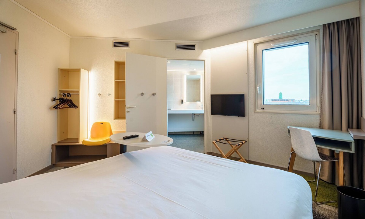 Plaine des Bouchers Hotel | ibis Styles Strasbourg Stade de la Meinau