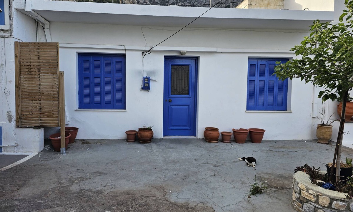 Armenistis Cottage | Icarus Blue Cottage Escape. The Greek island of Ikaria is a Blue Zone Island