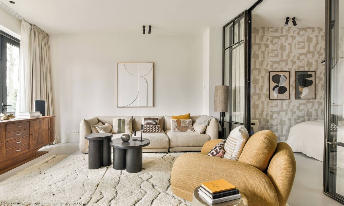 Eastern Docklands Apartment | Iconic Luxury Designer Canal Loft in Trendy Amsterdam East | Boutique Stay