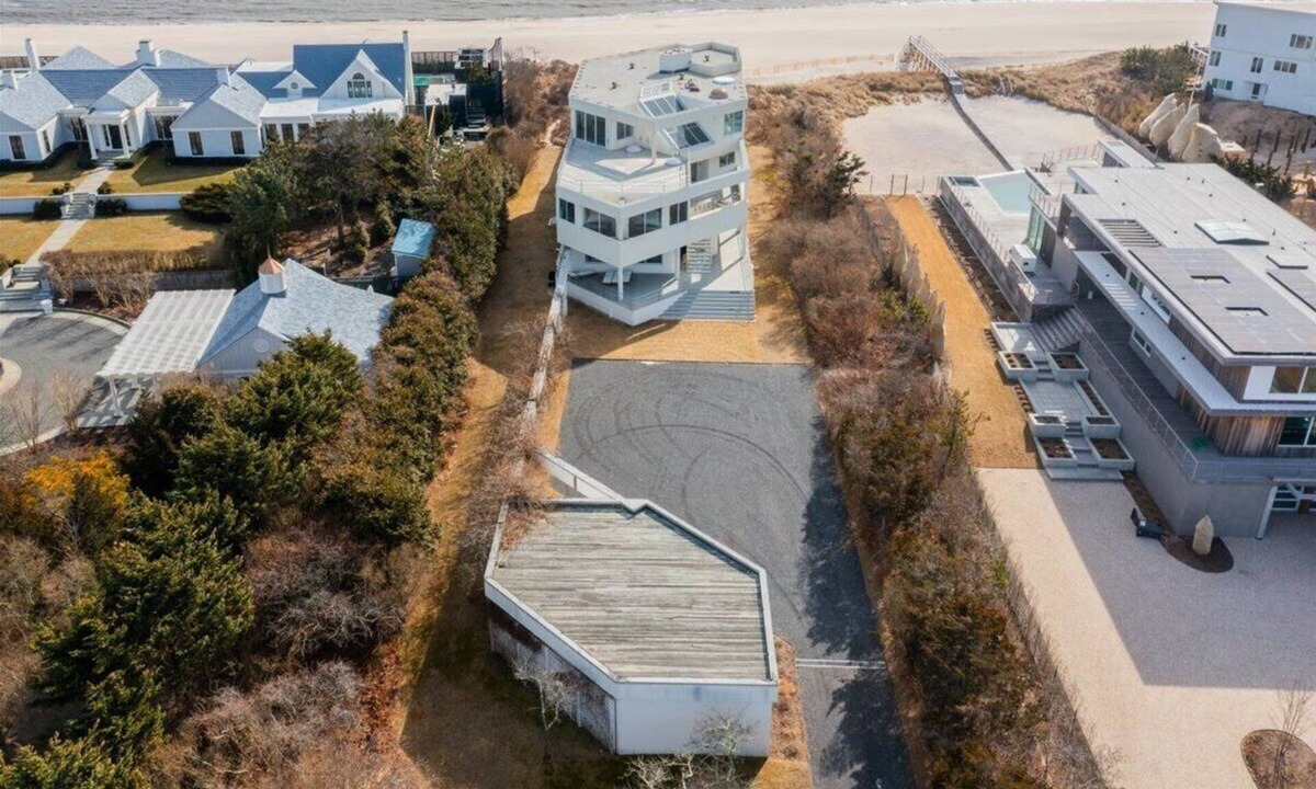 Westhampton Beach House | Iconic Oceanfront Modern House on Dune Road with Panoramic Atlantic Views