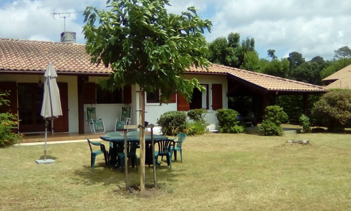 Sainte-Eulalie-en-Born House | Ideal family home