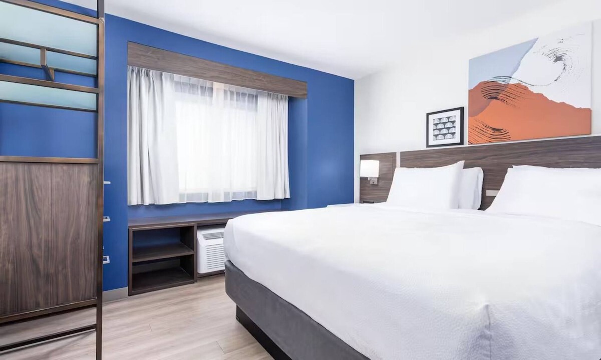 Clarion Hotel | Ideal Restful Room w/Free Parking | Near Shopping, Dining & City Attractions