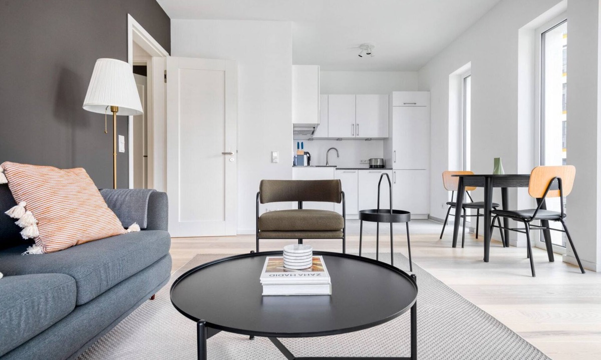 Tiergarten Apartment | Ideal Schöneberg 1BR directly at park am Gleisdreieck, by Blueground