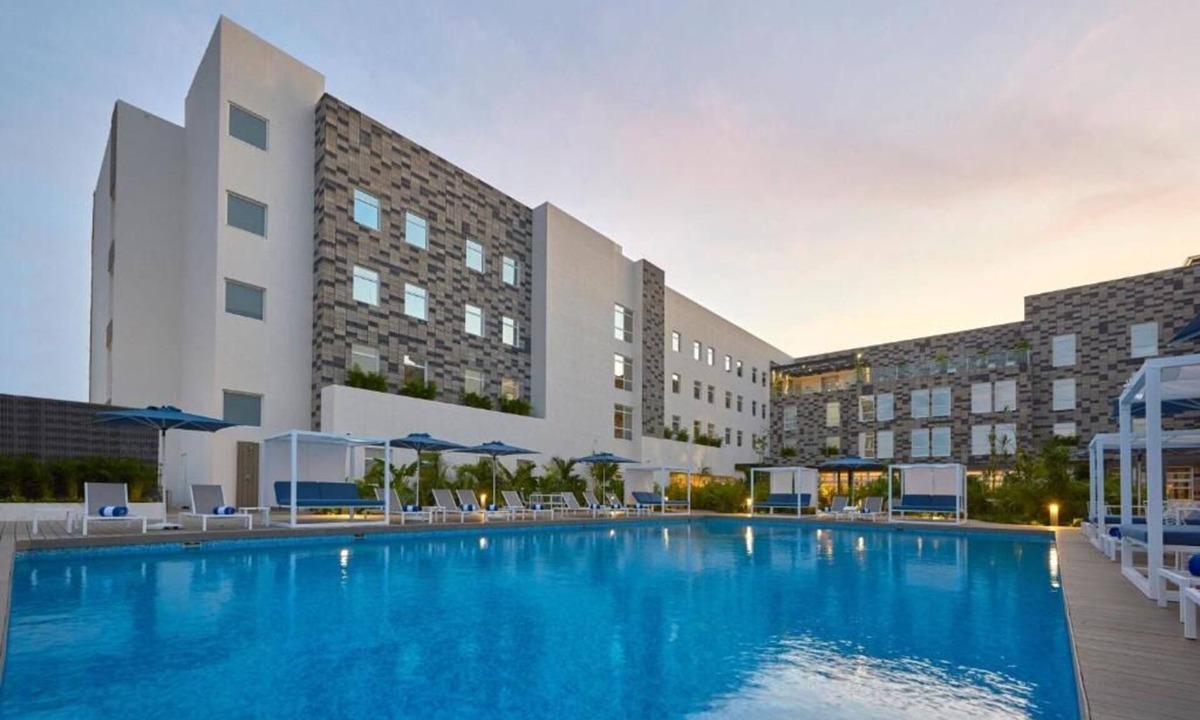 Cancun Apartment | Ideal Stopover Suite w/Kitchenette & Breakfast l Near Central Cancún Sights