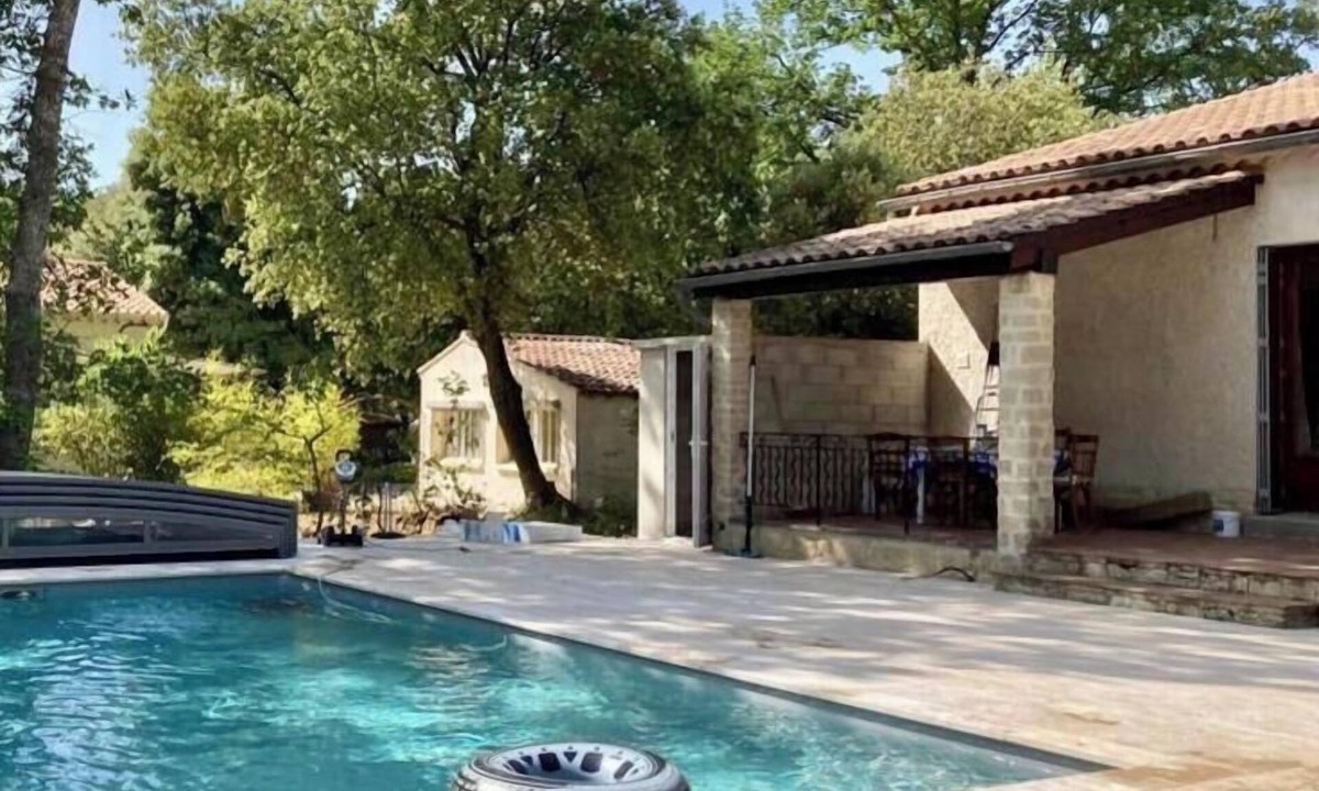 Saint-Didier House | Ideal summer house: swimming pool, air conditioning, shady garden and pétanque!