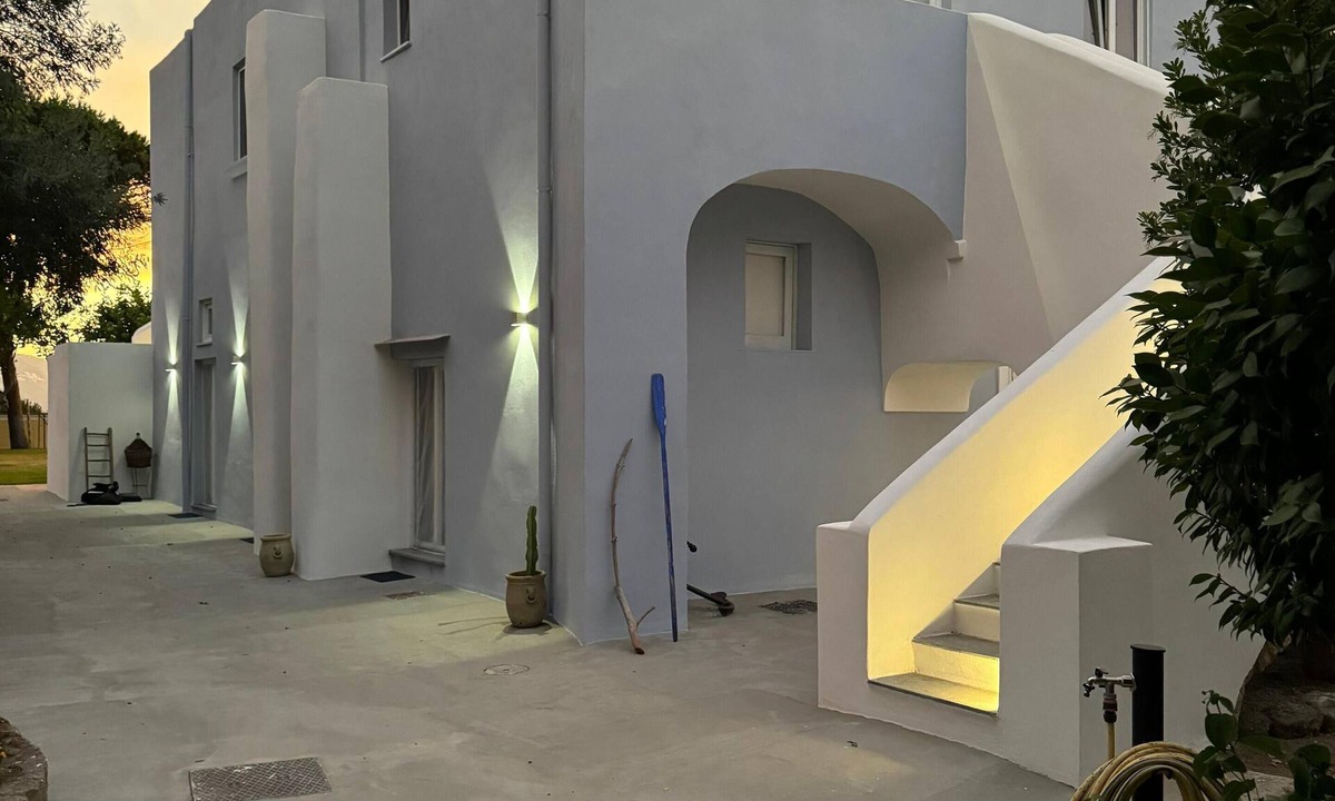 Procida Apartment | Il Carrubo - Two bedroom Apartment with garden view