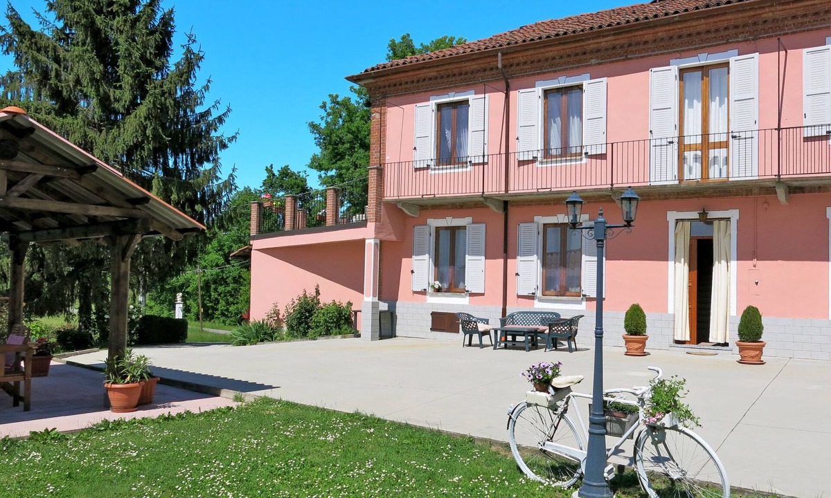 Asti House | Il Cavaliere by Interhome