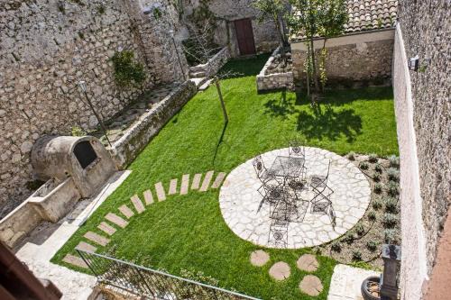 Vicalvi House | Il Falconiere