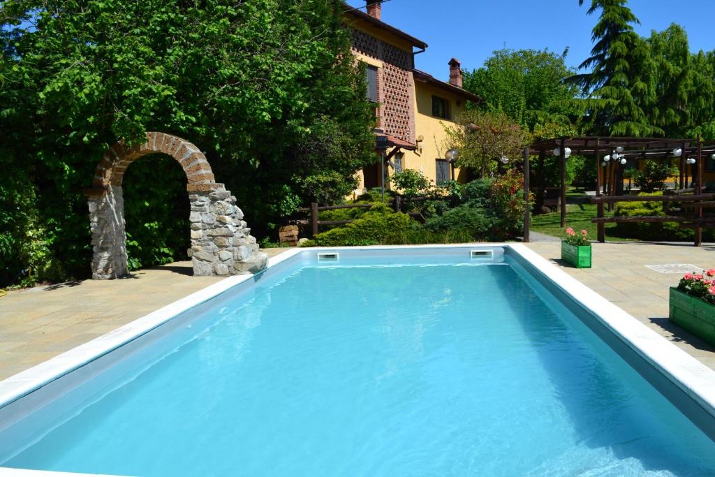 Borghetto Di Borbera Hotel | Il Fiorile
