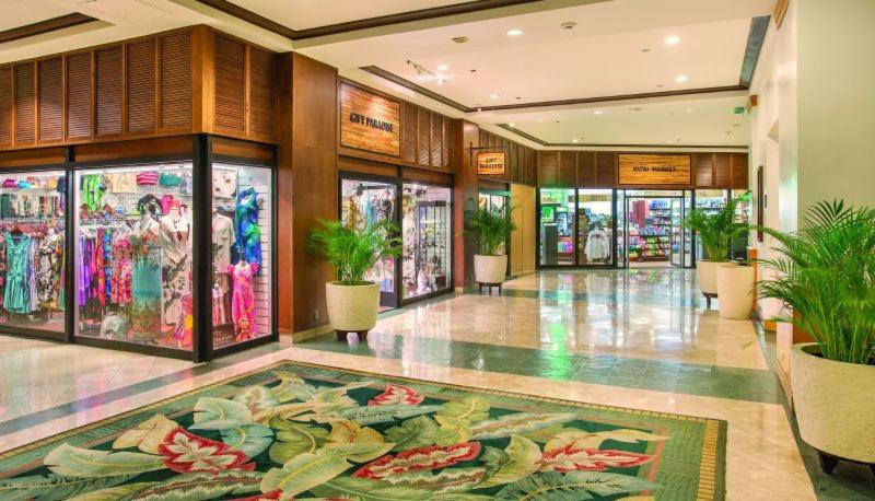 Waikiki Apartment | Ilikai luxury suites with free parking - unit#1123