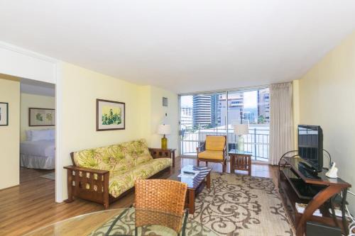 Waikiki House | Ilikai Marina 899