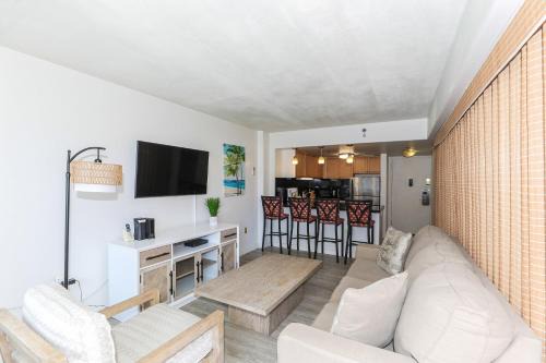 Waikiki Apartment | Ilikai Tower 940