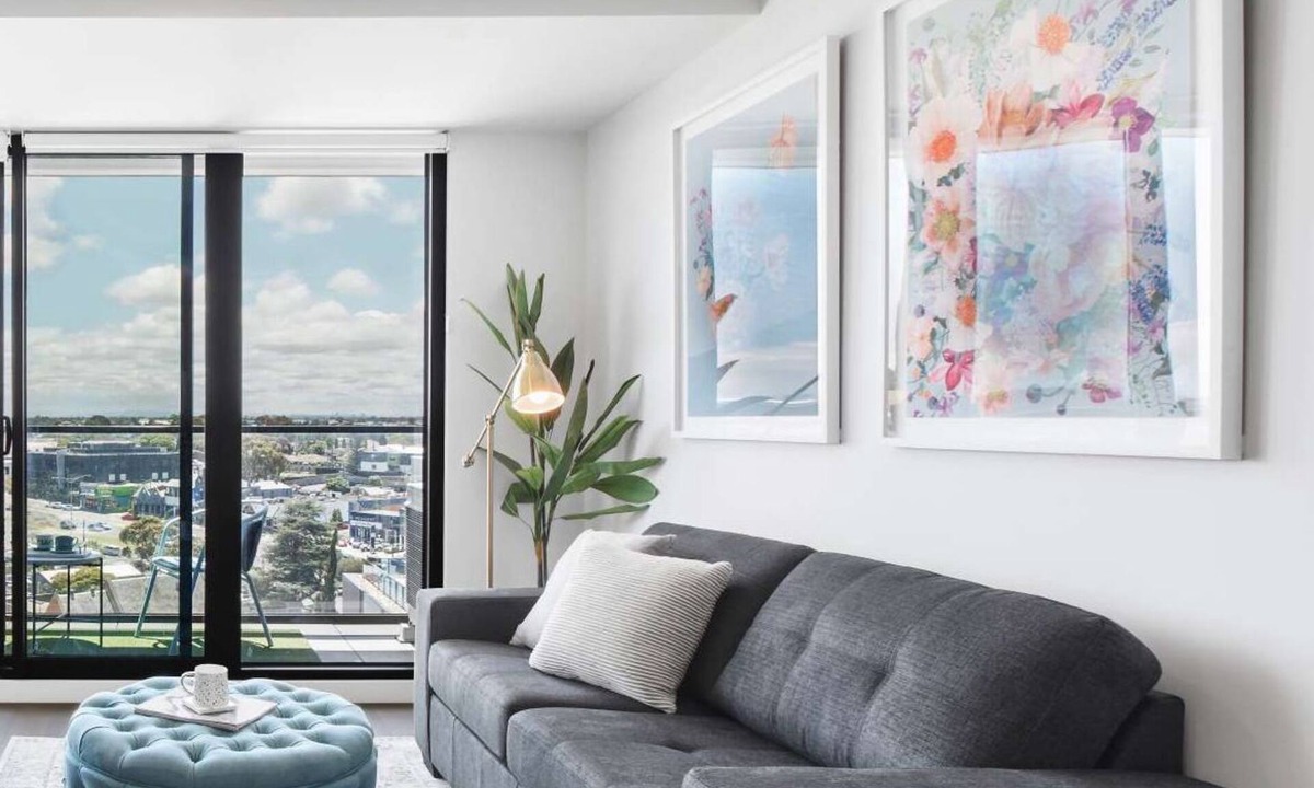 Cheltenham Apartment | Ilixir Apartments by Ready Set Host
