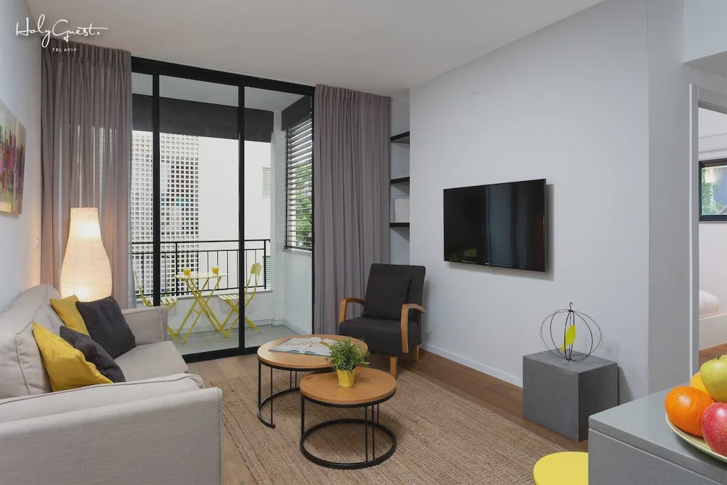Tel Aviv Apartment | Illuminated 2BR in Ben yehuda 140 by HolyGuest